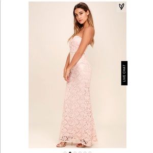 Lulu’s strapless lace dress